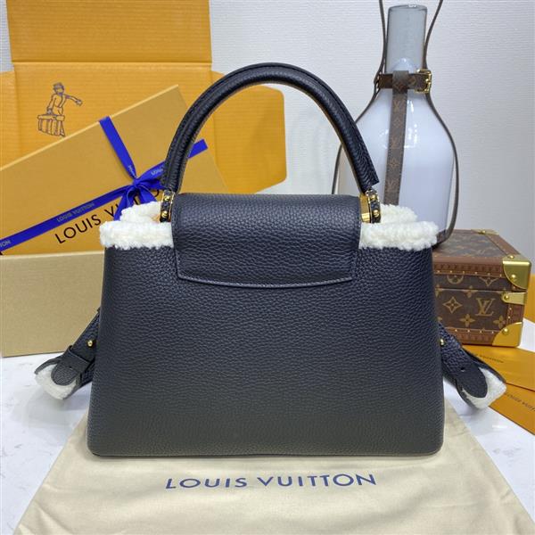 2026120164257352 590